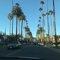 Photo taken at Beverly Hills by Alona H. on 12/28/2016
