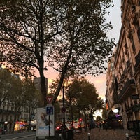 Photo taken at Boulevard du Montparnasse by Yasser A. on 11/13/2017