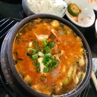 Das Foto wurde bei Stone Korean Kitchen von Jenny L. am 8/31/2018 aufgenommen
