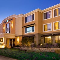 รูปภาพถ่ายที่ Marin Suites Hotel โดย Marin Suites Hotel เมื่อ 5/6/2022