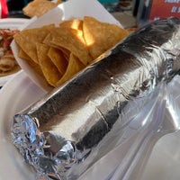 Foto scattata a El Super Burrito da Brian W. il 12/28/2019