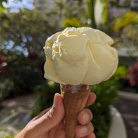 Photo taken at Dave&amp;#39;s Ice Cream At The Ilikai by Tomomi I. on 6/28/2023