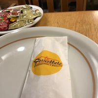 Photo taken at Fornolleto Restaurante e Pizzaria by Rennielson A. on 4/29/2017