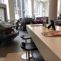 4/13/2018 tarihinde Charles R.ziyaretçi tarafından Audi Manhattan'de çekilen fotoğraf