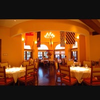 Foto tirada no(a) Siena Restaurant at The Meritage Resort por Shirleen L. em 4/16/2017