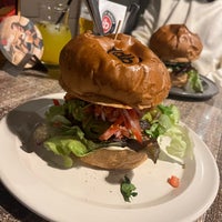 Photo taken at Domyno Burger Bar by Tomislaw Z. on 10/18/2023