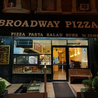 12/6/2015 tarihinde Scott H.ziyaretçi tarafından Broadway Pizza &amp;amp; Restaurant'de çekilen fotoğraf