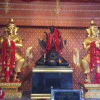 Photo taken at Wat Phai Ngern Chotanaram by CashCash on 6/11/2022