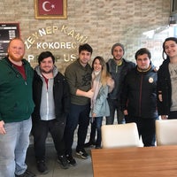 Photo taken at Zeynep Kamil Kokoreç by Recep E. on 2/24/2019