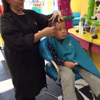 Photo taken at Snip-its Haircuts For Kids by Michael S. on 10/14/2013