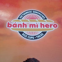 รูปภาพถ่ายที่ Bánh Mí Hero โดย Channing L. เมื่อ 2/3/2014