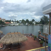 Bayview Plaza Waterfront Resort - Hotel in St Pete Beach