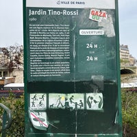 Photo taken at Jardin Tino-Rossi by Ardavan B. on 4/6/2024