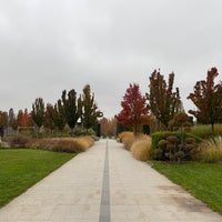 Photo taken at Parc André Citroën by Ardavan B. on 11/15/2021