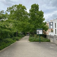 Photo taken at Promenade plantée – La Coulée Verte by Ardavan B. on 4/20/2024