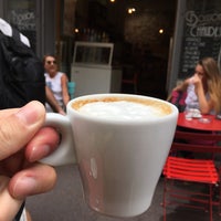 8/8/2017 tarihinde Chris N.ziyaretçi tarafından Cafes Debout'de çekilen fotoğraf