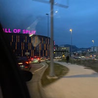 Foto tirada no(a) Mall of Split por Nery S. em 2/19/2022