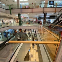 10/8/2022 tarihinde Nery S.ziyaretçi tarafından Mall of Split'de çekilen fotoğraf
