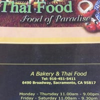 7/26/2013 tarihinde TeeRoy P.ziyaretçi tarafından A Bakery &amp;amp; Thai Food'de çekilen fotoğraf