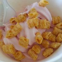 5/27/2013에 Joseph R.님이 Berrystar Frozen Yogurt에서 찍은 사진