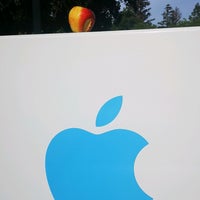 Photo taken at Apple Inc. by Andrey K. on 5/30/2022