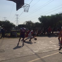 Photo taken at Canchas de Basketball by Annie🎀 on 12/19/2015