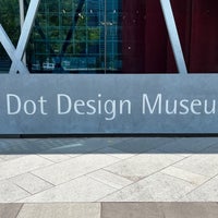 Das Foto wurde bei Red Dot Design Museum Singapore von nozo am 9/16/2023 aufgenommen