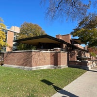 Photo taken at Frank Lloyd Wright Robie House by Michael K. on 11/11/2023