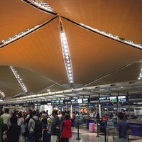 Photo taken at Kuala Lumpur International Airport Terminal 1 (KUL) by aliffsuhaimi on 3/16/2018