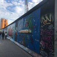 Photo taken at Berlin Duvarı by Hüseyin C. on 10/6/2018