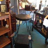 Photo taken at Sherman Oaks Antique Mall by Ibrahim O. on 4/28/2013