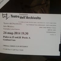 5/24/2014 tarihinde Gaia G.ziyaretçi tarafından Teatro dell&amp;#39;Archivolto'de çekilen fotoğraf