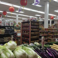 Photo taken at Lien Hing Supermarket 聯興超級市場 by Danielle W. on 7/23/2016