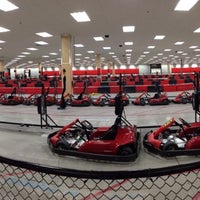 Foto tirada no(a) Need 2 Speed Indoor Kart Racing por Bryan L. em 12/22/2013