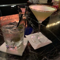 Photo prise au Honu Kitchen And Cocktails par Bruce R. le9/20/2019