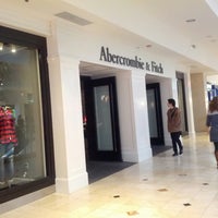 abercrombie and fitch montgomery mall