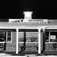 Photo taken at Turk&amp;#39;s Seafood by Peter M. on 2/11/2016