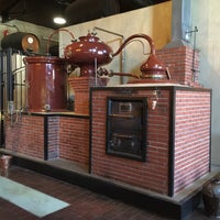 Foto tirada no(a) Van Ryn&amp;#39;s Brandy Distillery por RM em 8/22/2015