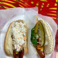 Foto diambil di Arbetter&amp;#39;s Hot Dogs oleh Rashaad S. pada 7/23/2023