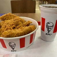 Photo taken at KFC by  Francisco Júnior on 9/18/2020