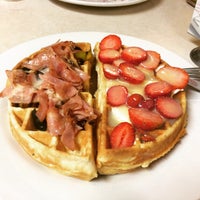 10/17/2015에 Angiee G.님이 Waffles &amp;amp; Coffee Zacatecas에서 찍은 사진