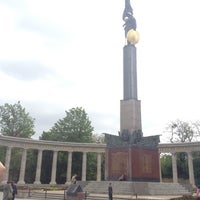 Photo taken at Heldendenkmal der Roten Armee by 🅱📧🅿🅰 on 5/6/2013