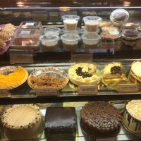 Corner Bakery Pres Roxas St