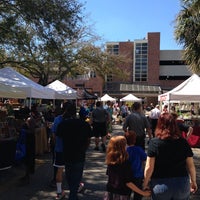 Fresh Market At Hyde Park Farmers Market In Historic Hyde Park North