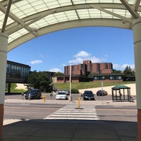 Foto tirada no(a) University of Minnesota Duluth por Andy L. em 7/15/2017