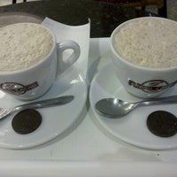 Photo taken at Chocolates Brasil Cacau by Anne C. on 10/22/2012