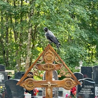 Photo taken at Смоленское православное кладбище by Pavel V. on 8/20/2022