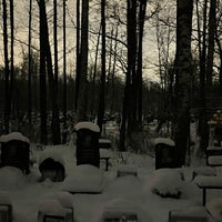 Photo taken at Смоленское православное кладбище by Pavel V. on 12/7/2021