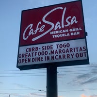 รูปภาพถ่ายที่ Cafe Salsa โดย Sonny F. เมื่อ 10/8/2021