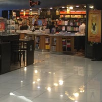Photo taken at Times Bookstores by Helio C. on 8/5/2016